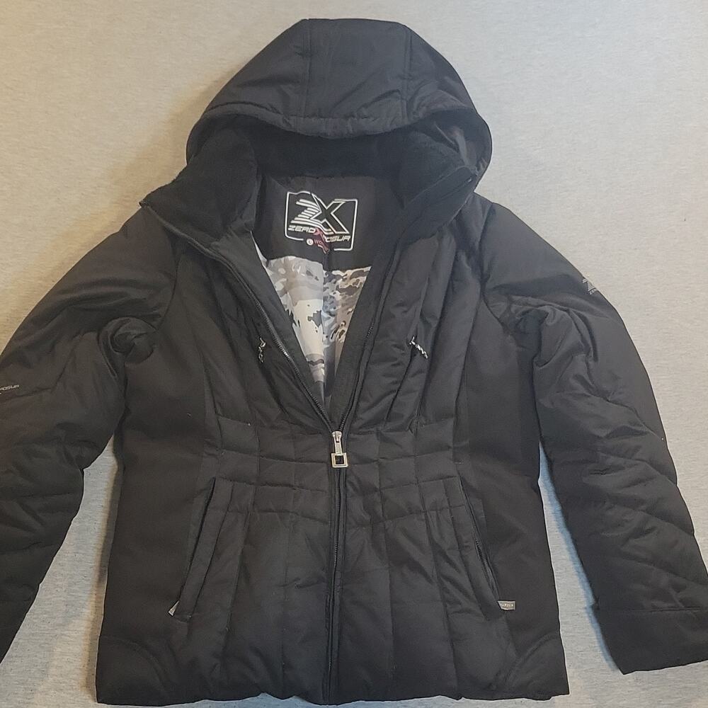 ZeroXposur Women’s Black Hooded Insulated Full Zip Jacket Size L